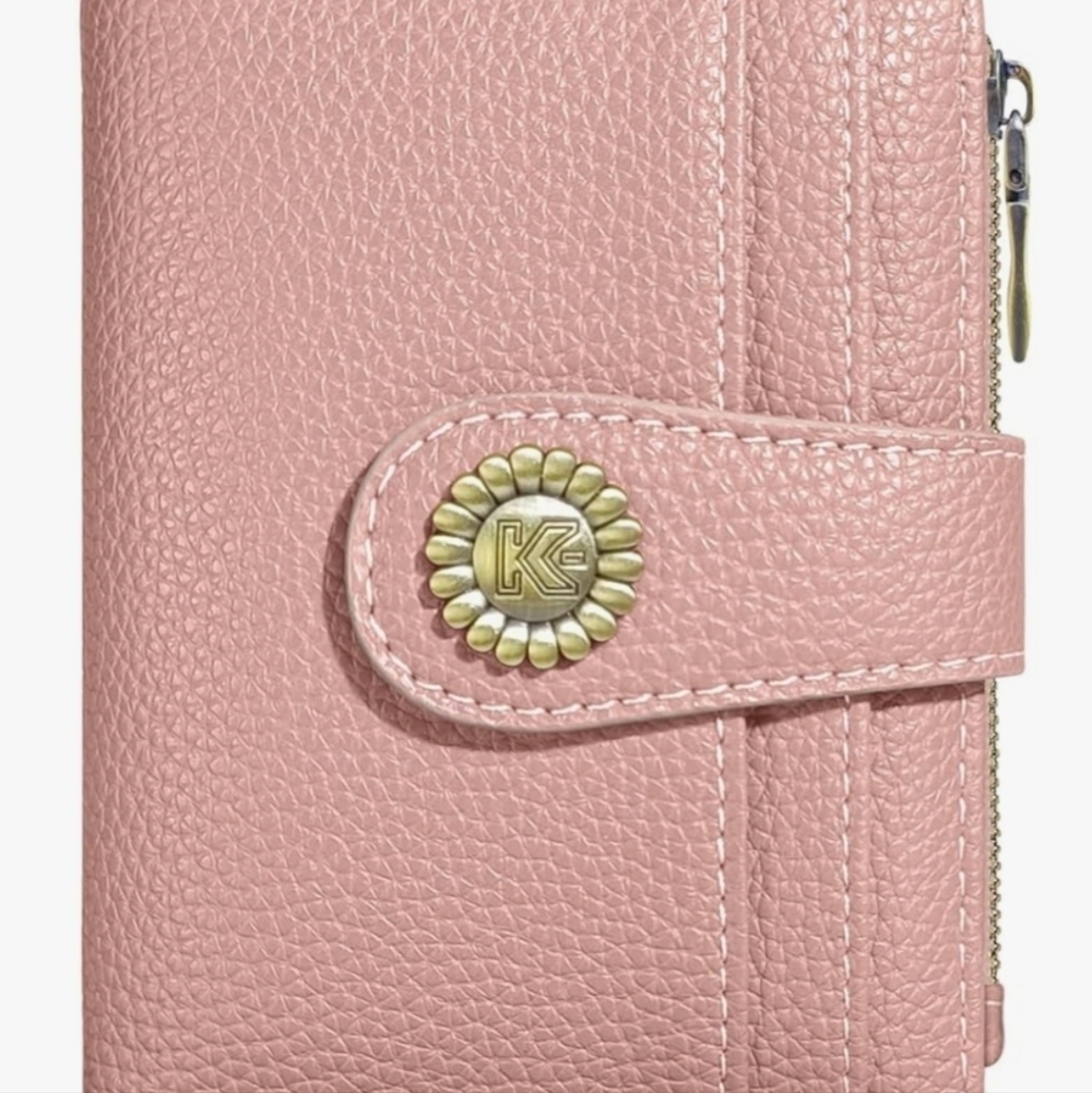 Pink RFID-Blocking Wallet - Picture 2 of 6